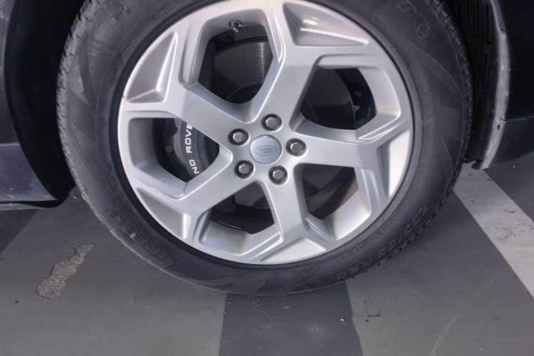 Used Land Rover Range SportNew Energy 2021 P400e SE Right Front Wheel Hub