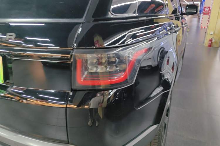 Used Land Rover Range SportNew Energy 2021 P400e SE Right Rear Taillight