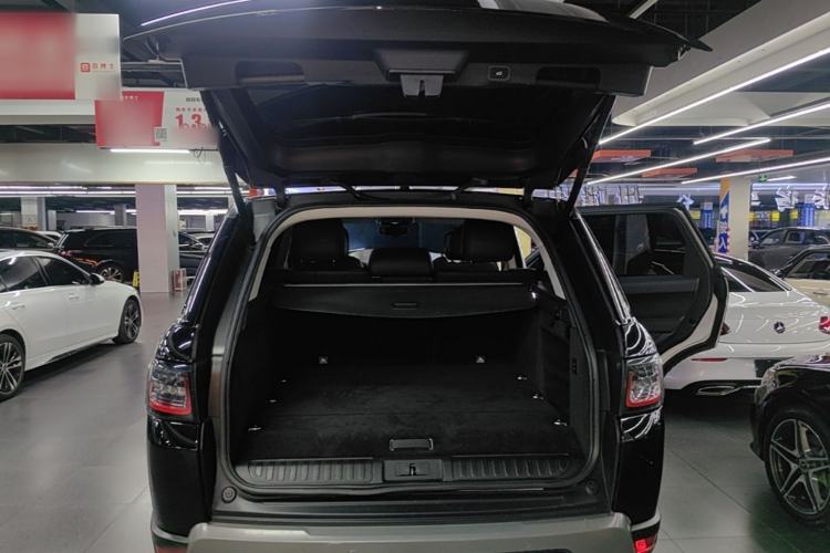 Used Land Rover Range SportNew Energy 2021 P400e SE Trunk