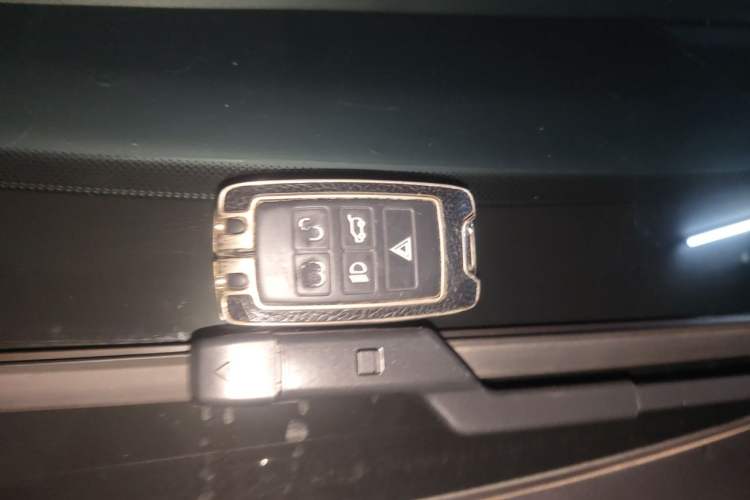 Used Land Rover Range SportNew Energy 2021 P400e SE Vehicle Key