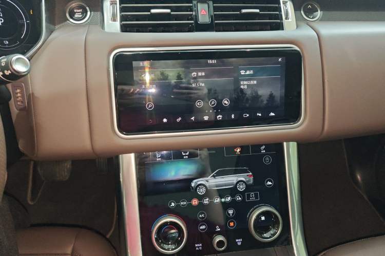 Used Land Rover Range SportNew Energy 2021 P400e SE Audio And AC Panel