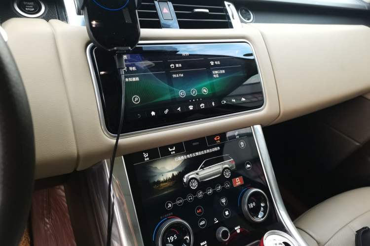 Used Land Rover Range SportNew Energy 2021 P400e SE Audio And AC Panel