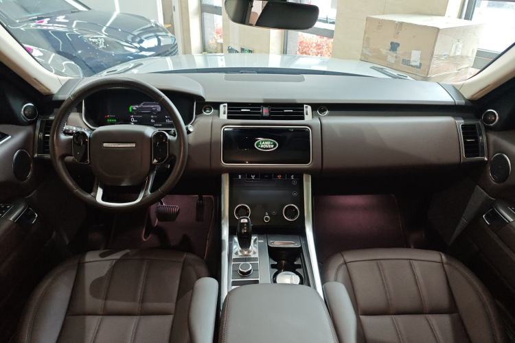 Used Land Rover Range SportNew Energy 2021 P400e SE Center Console