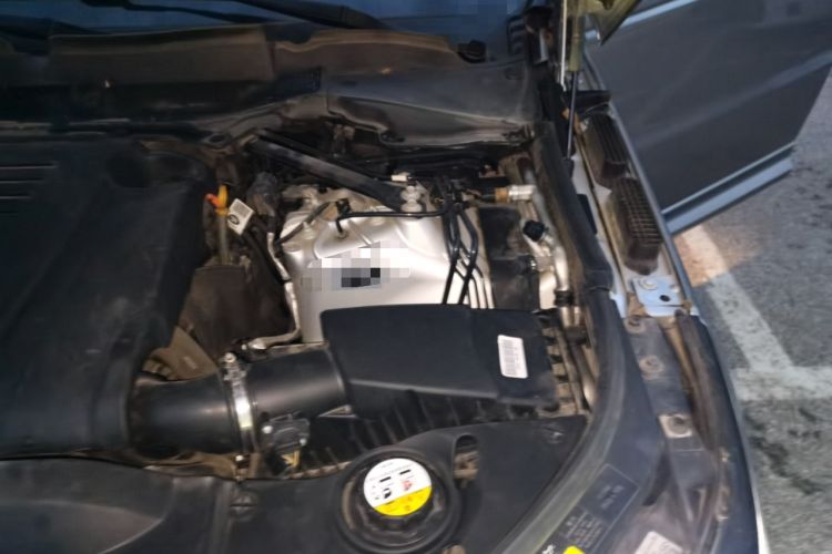 Used Land Rover Range SportNew Energy 2021 P400e SE Engine Bay Left