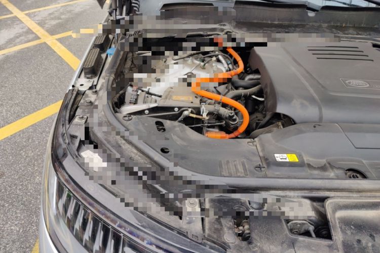 Used Land Rover Range SportNew Energy 2021 P400e SE Engine Bay Right