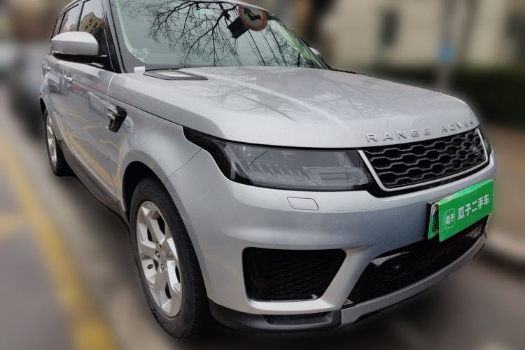Used Land Rover Range SportNew Energy 2021 P400e SE Front Right 45 Deg