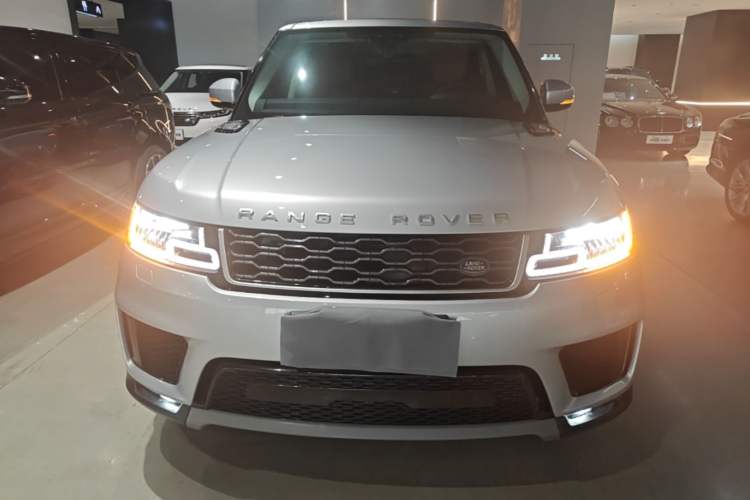 Used Land Rover Range SportNew Energy 2021 P400e SE Front
