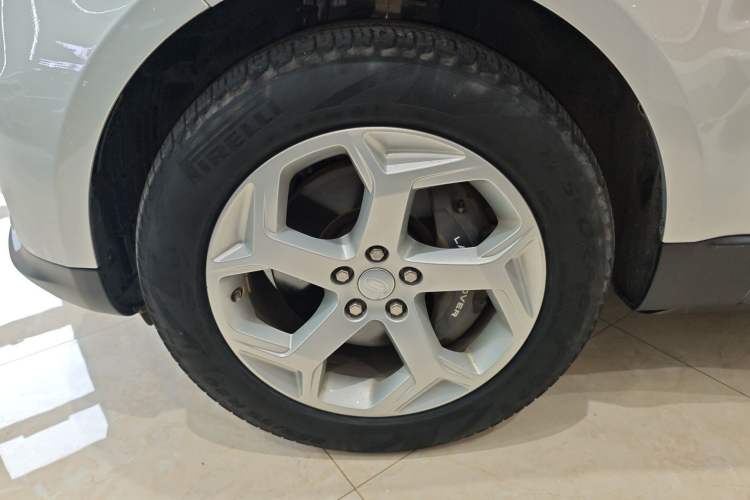 Used Land Rover Range SportNew Energy 2021 P400e SE Left Front Wheel Hub