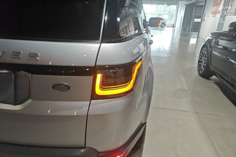 Used Land Rover Range SportNew Energy 2021 P400e SE Right Rear Taillight