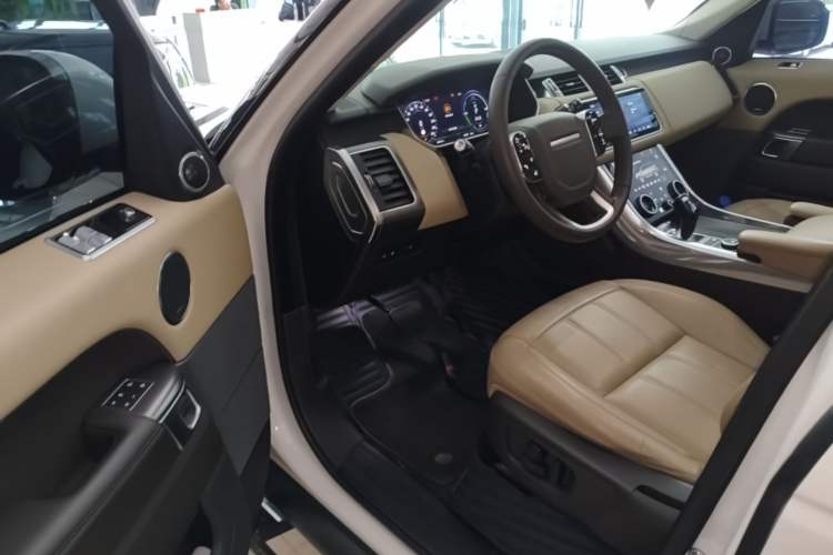 Used Land Rover Range SportNew Energy 2021 P400e SE Driver Seat