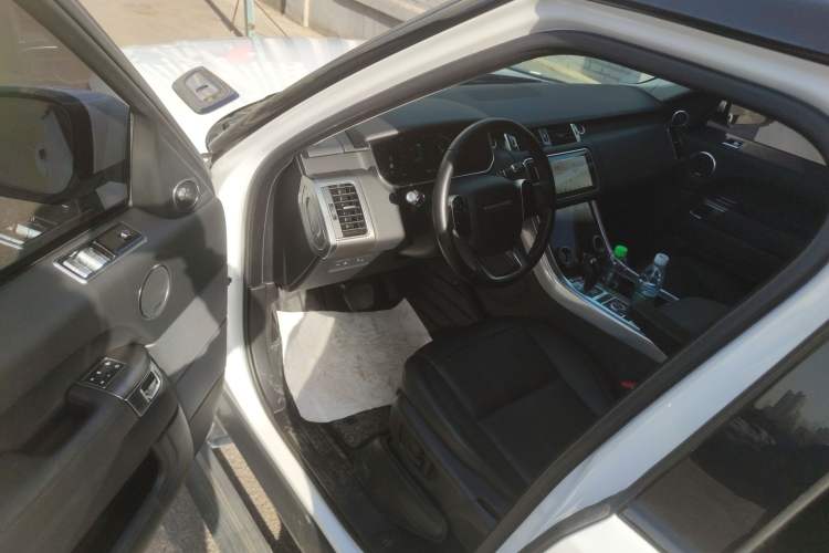 Used Land Rover Range SportNew Energy 2021 P400e SE Driver Seat