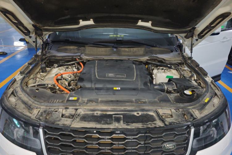 Used Land Rover Range SportNew Energy 2021 P400e SE Engine Bay