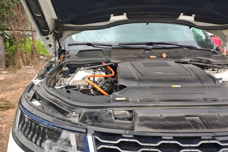 Used Land Rover Range SportNew Energy 2021 P400e SE Engine Bay Right