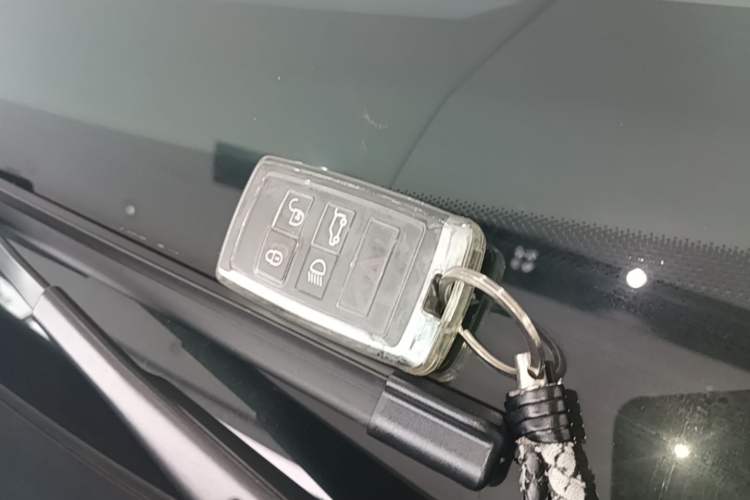 Used Land Rover Range SportNew Energy 2021 P400e SE Interior 1