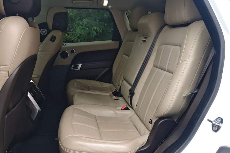 Used Land Rover Range SportNew Energy 2021 P400e SE Left Rear Seat