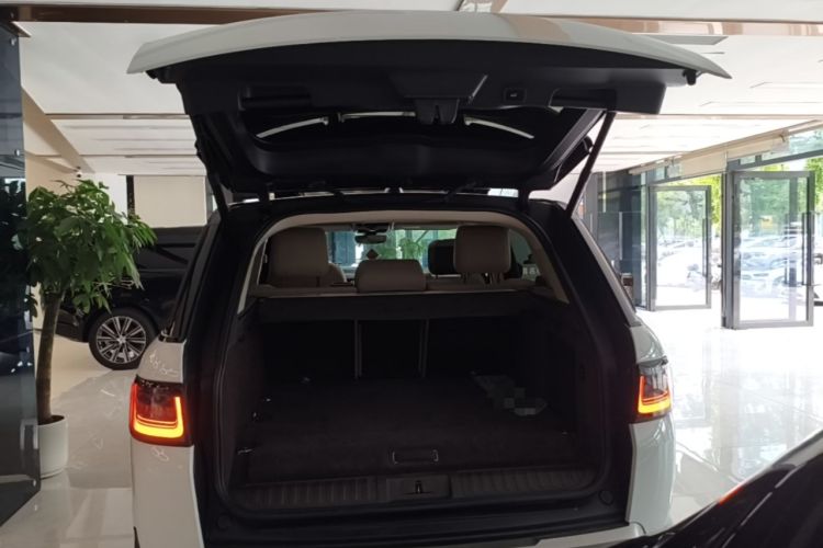 Used Land Rover Range SportNew Energy 2021 P400e SE Trunk