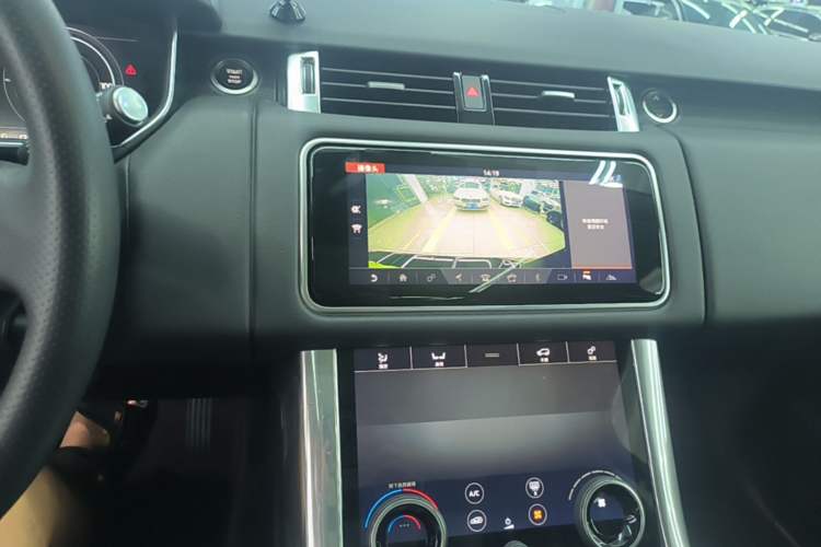 Used Land Rover Range SportNew Energy 2022 P400e SE Audio And AC Panel