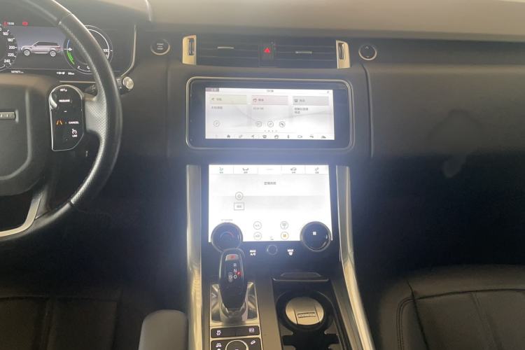 Used Land Rover Range SportNew Energy 2022 P400e SE Audio And AC Panel