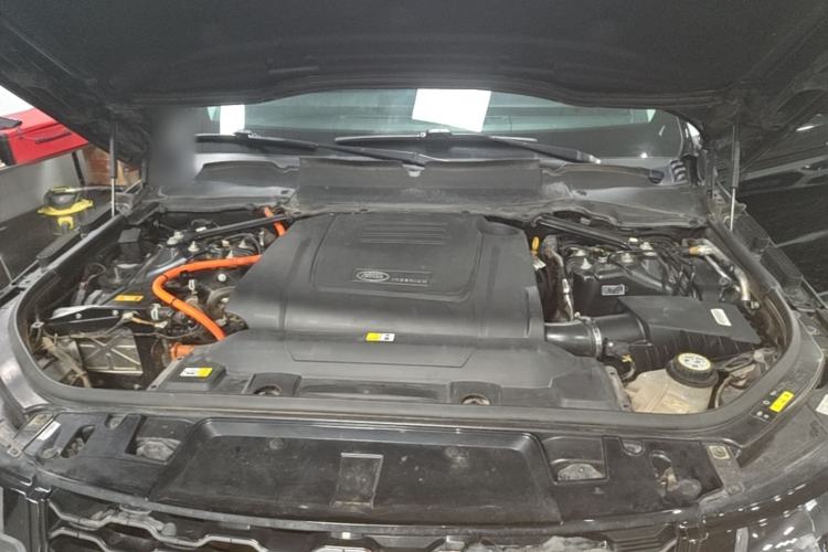 Used Land Rover Range SportNew Energy 2022 P400e SE Engine Bay