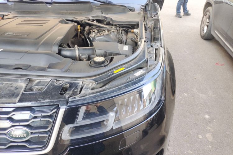 Used Land Rover Range SportNew Energy 2022 P400e SE Engine Bay Left