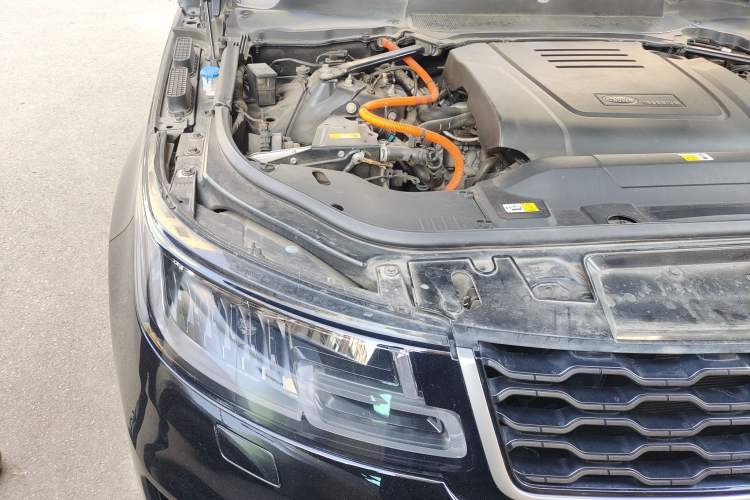 Used Land Rover Range SportNew Energy 2022 P400e SE Engine Bay Right
