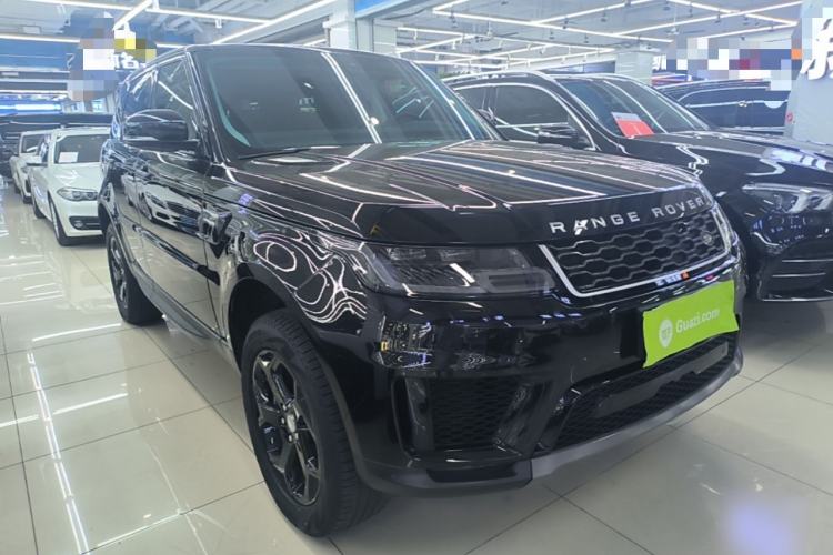 Used Land Rover Range SportNew Energy 2022 P400e SE Front Right 45 Deg