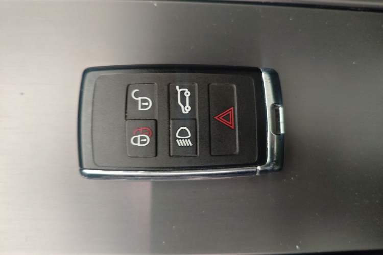 Used Land Rover Range SportNew Energy 2022 P400e SE Interior 1