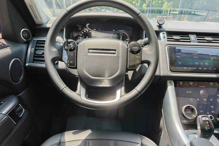 Used Land Rover Range SportNew Energy 2022 P400e SE Interior 4