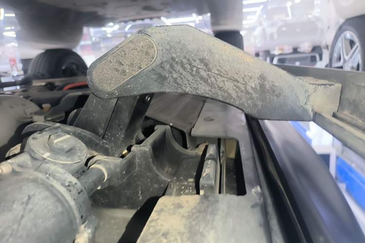 Used Land Rover Range SportNew Energy 2022 P400e SE Left Side Sill
