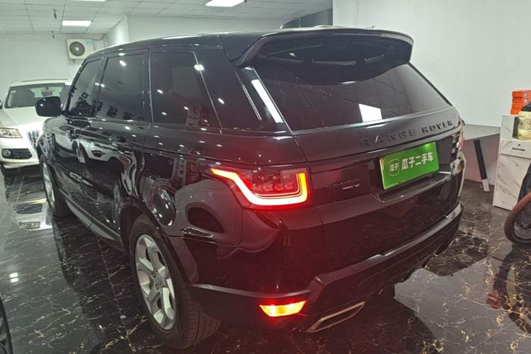 Used Land Rover Range SportNew Energy 2022 P400e SE Rear Left 45 Deg