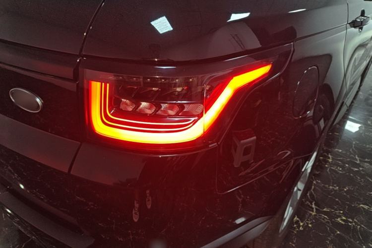 Used Land Rover Range SportNew Energy 2022 P400e SE Right Rear Taillight
