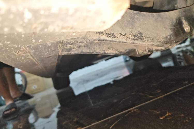 Used Land Rover Range SportNew Energy 2022 P400e SE Right Side Sill
