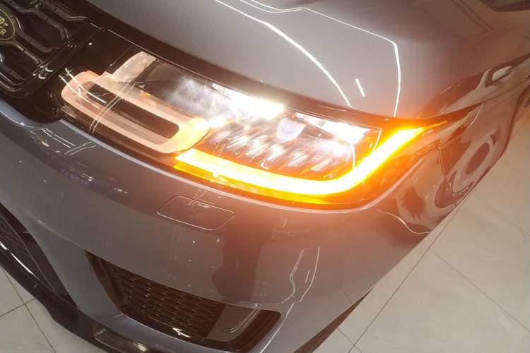 Used Land Rover Range SportNew Energy 2022 P400e SE Left Front Headlight