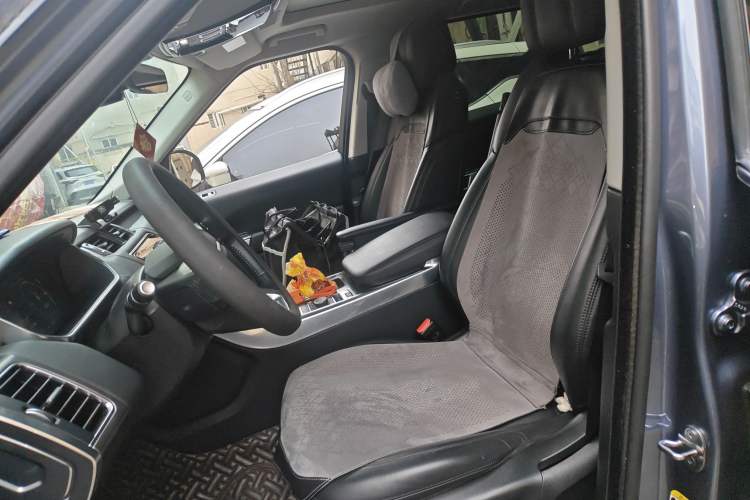 Used Land Rover Range SportNew Energy 2022 P400e SE Left Front Seat