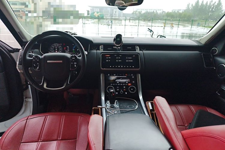 Used Land Rover Range SportNew Energy 2022 P400e SE Center Console