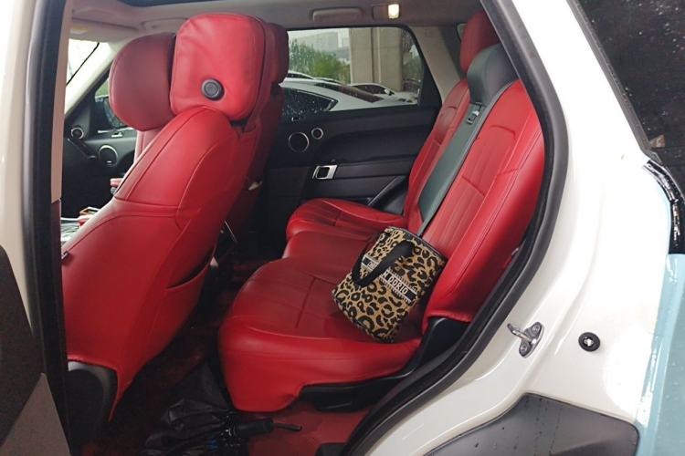 Used Land Rover Range SportNew Energy 2022 P400e SE Left Rear Seat