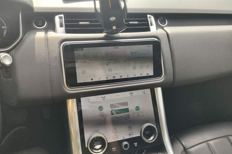 Used Land Rover Range SportNew Energy 2022 P400e SE Audio And AC Panel