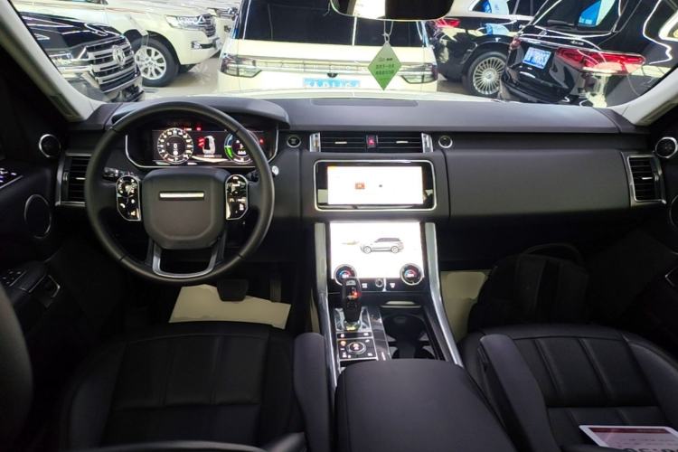 Used Land Rover Range SportNew Energy 2022 P400e SE Center Console