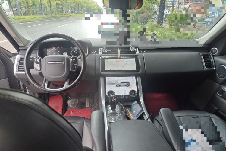 Used Land Rover Range SportNew Energy 2022 P400e SE Center Console