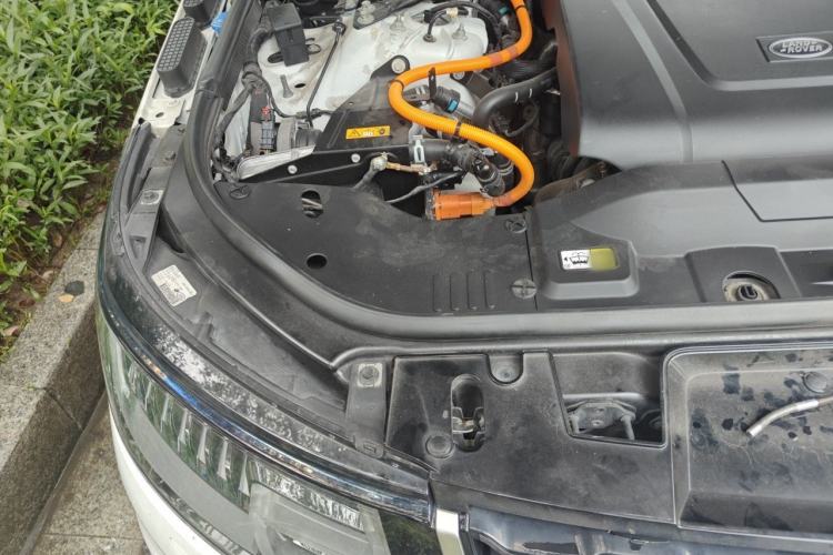 Used Land Rover Range SportNew Energy 2022 P400e SE Engine Bay Right