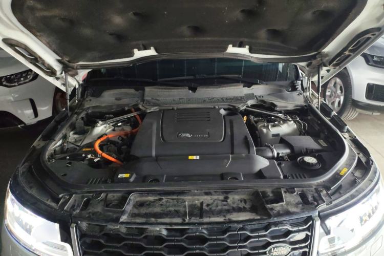 Used Land Rover Range SportNew Energy 2022 P400e SE Engine Bay