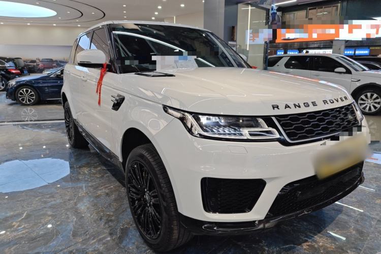 Used Land Rover Range SportNew Energy 2022 P400e SE Front Right 45 Deg