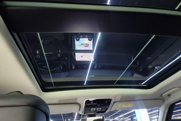 Used Land Rover Range SportNew Energy 2022 P400e SE Headliner