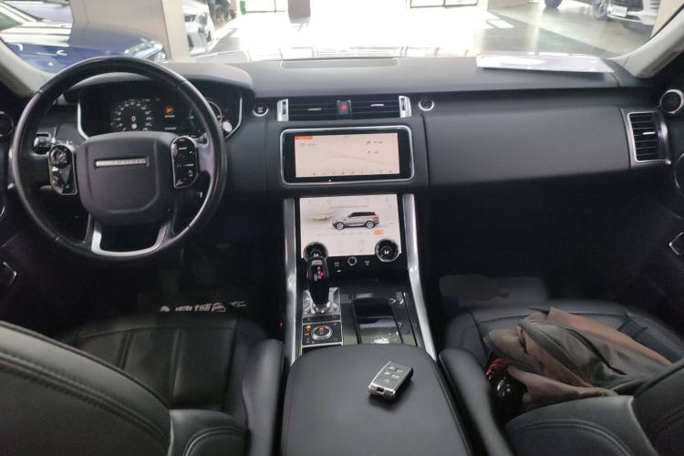 Used Land Rover Range SportNew Energy 2022 P400e SE Interior 2