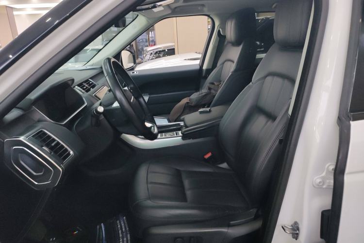 Used Land Rover Range SportNew Energy 2022 P400e SE Left Front Seat