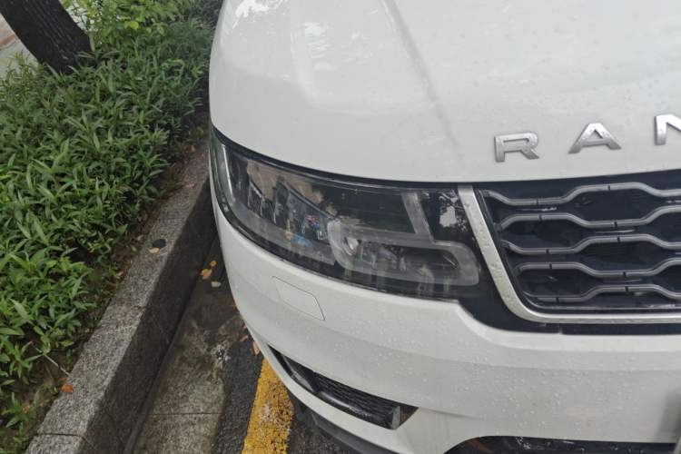 Used Land Rover Range SportNew Energy 2022 P400e SE Right Front Headlight