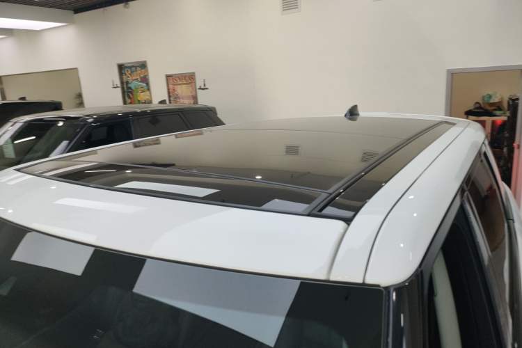 Used Land Rover Range SportNew Energy 2022 P400e SE Roof