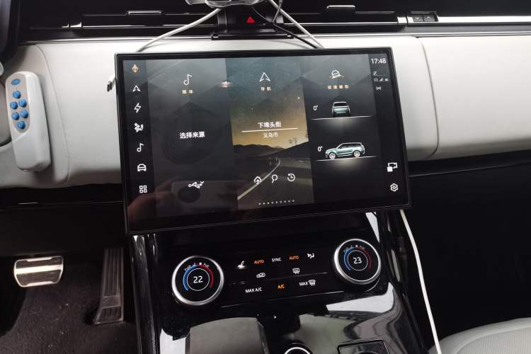 Used Land Rover Range SportNew Energy 2023 P510e Plug-in Hybrid – First Edition Audio And AC Panel