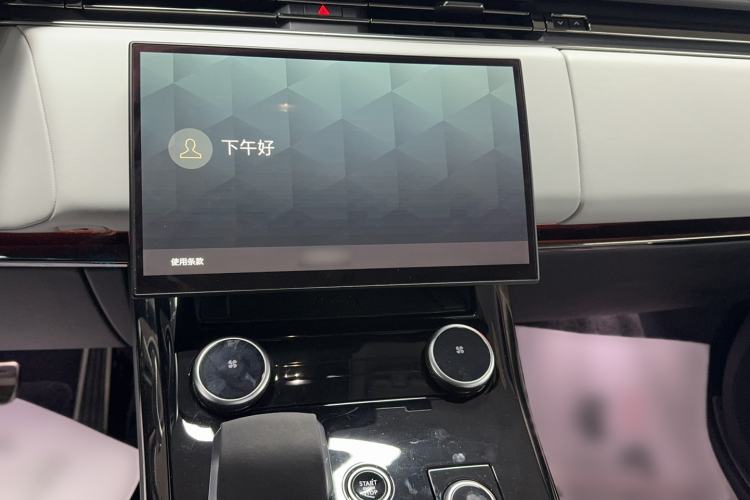 Used Land Rover Range SportNew Energy 2023 P510e Plug-in Hybrid – First Edition Interior 3