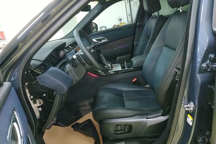Used Land Rover Range Velar 2024 Dynamic SE Left Front Seat